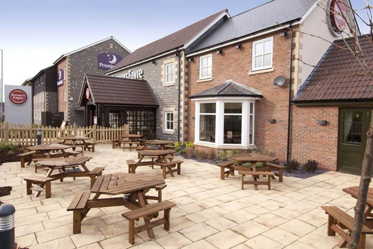 Premier Inn Glastonbury Luaran gambar