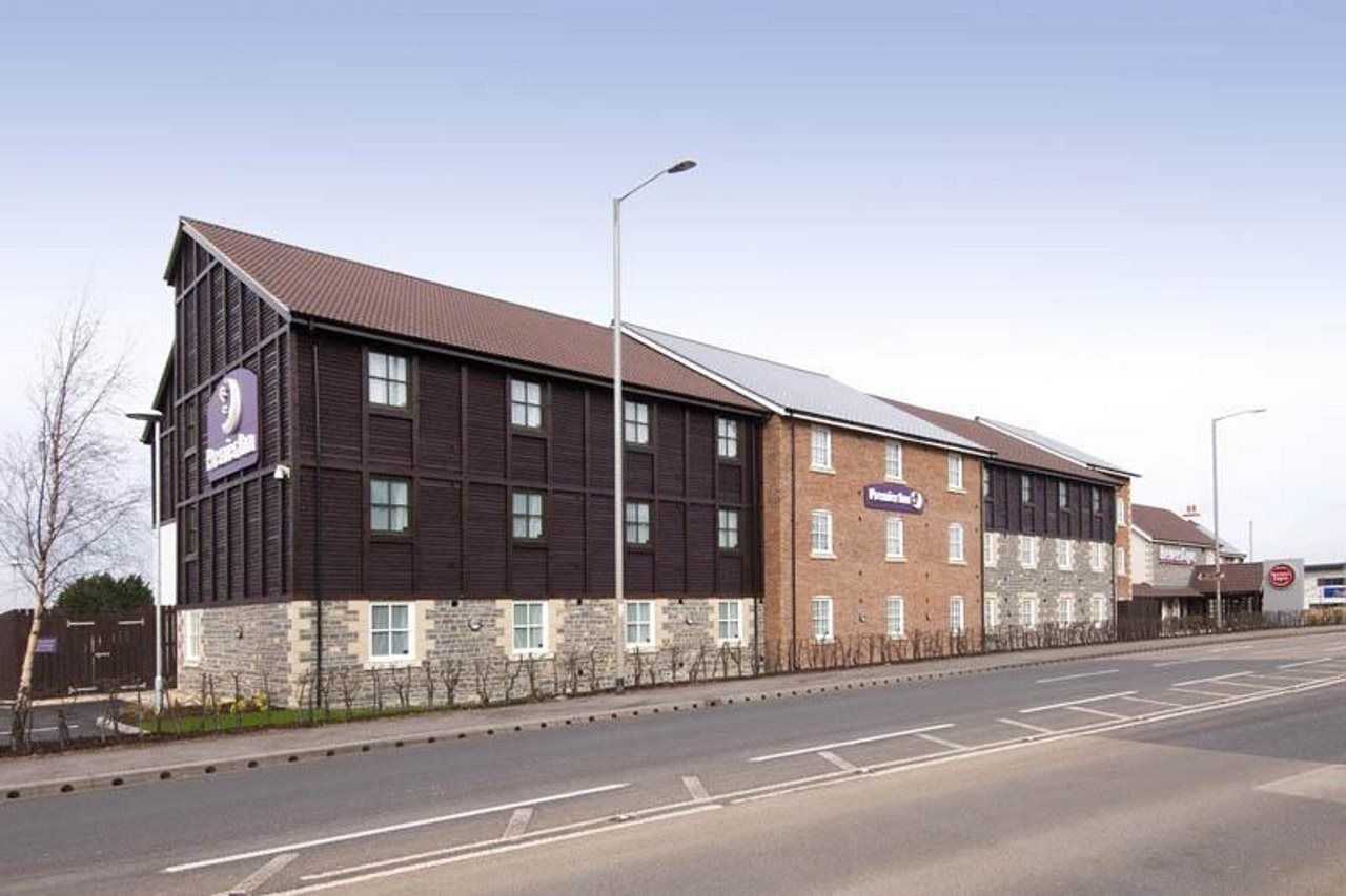 Premier Inn Glastonbury Luaran gambar