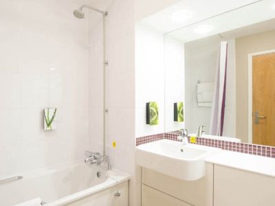 Premier Inn Glastonbury Luaran gambar